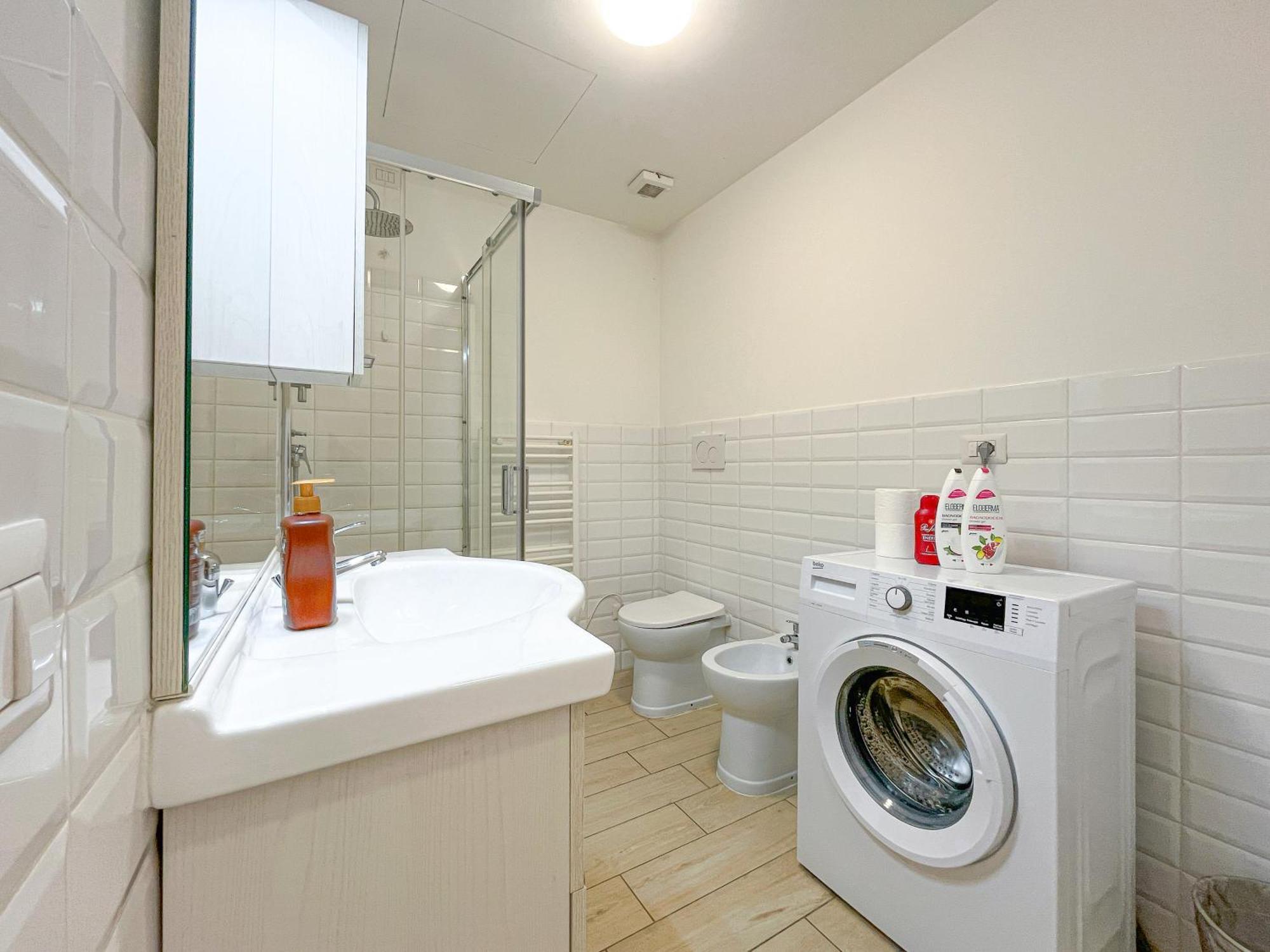 Along The Canal Smart Flat Naviglio - 4 People Corsico Exterior foto